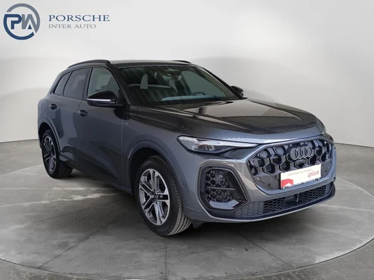 Bild eines Audi Q5 e-hybrid quattro 220 KW