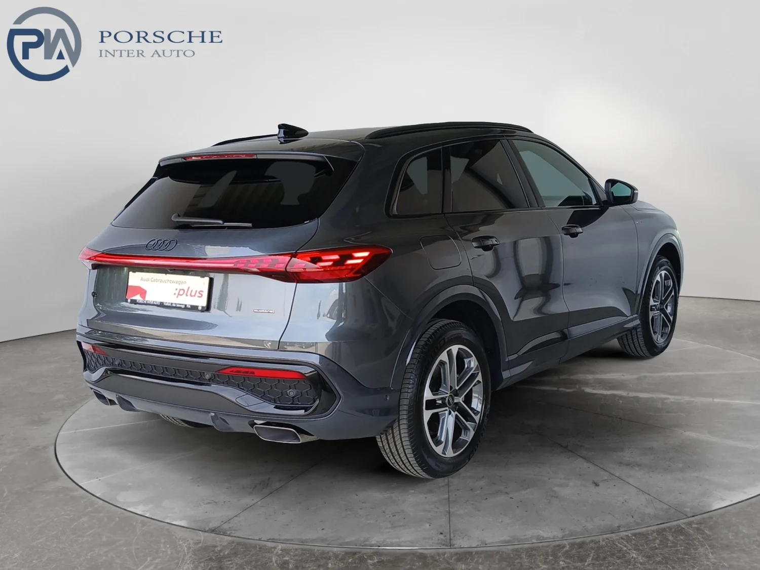 Bild eines Audi Q5 e-hybrid quattro 220 KW