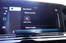 VW Caddy Dark Label eHybrid 110 kW in Deepblack Perleffekt