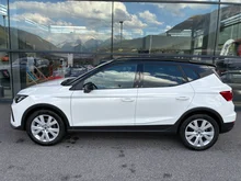 SEAT Arona Style 1.0 TSI in Candy-Weiß Dach Nacht-Schwarz