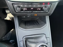 SEAT Arona Style 1.0 TSI in Candy-Weiß Dach Nacht-Schwarz