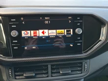 VW T-Cross Life TSI DSG in Reflexsilber Metallic