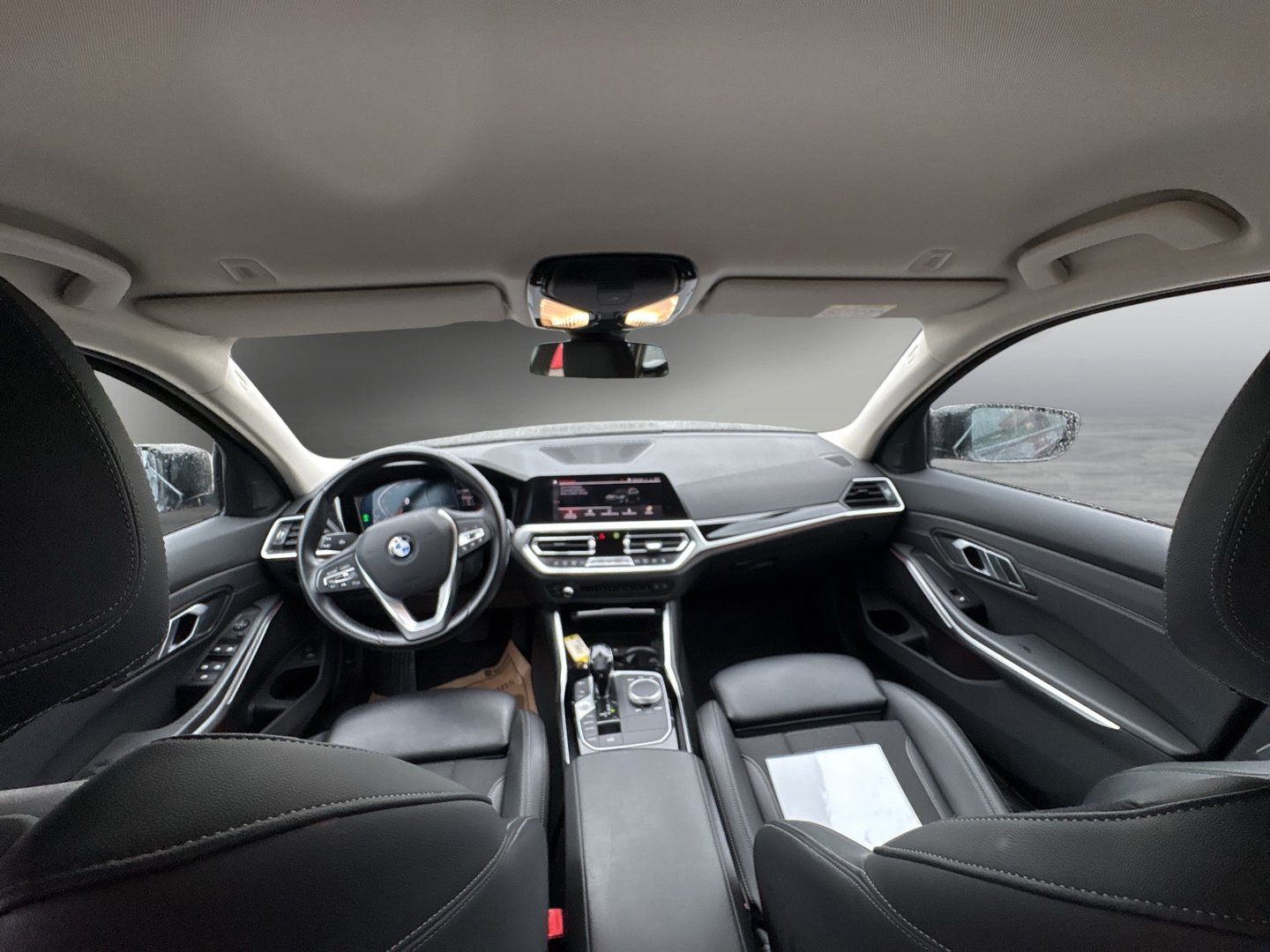 BMW 320d Touring Aut. | Bild 10 von 21