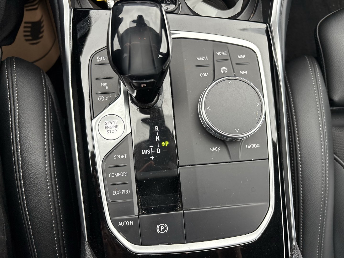 BMW 320d Touring Aut. | Bild 14 von 21