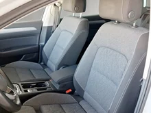 VW Passat Variant Business TDI DSG in Gletscherweiß Metallic