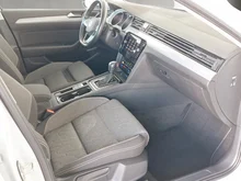 VW Passat Variant Business TDI DSG in Gletscherweiß Metallic