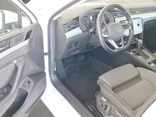 VW Passat Variant Business TDI DSG in Gletscherweiß Metallic