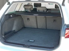 VW Passat Variant Business TDI DSG in Gletscherweiß Metallic