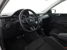 Škoda Rapid SPACEBACK Sport TSI DSG in moon-weiß-metallic
