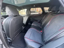 VW ID.7 Tourer GTX 4MOTION 250kW Business in Mondsteingrau Dach Schwarz