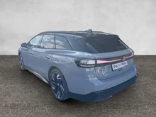 VW ID.7 Tourer GTX 4MOTION 250kW Business in Mondsteingrau Dach Schwarz