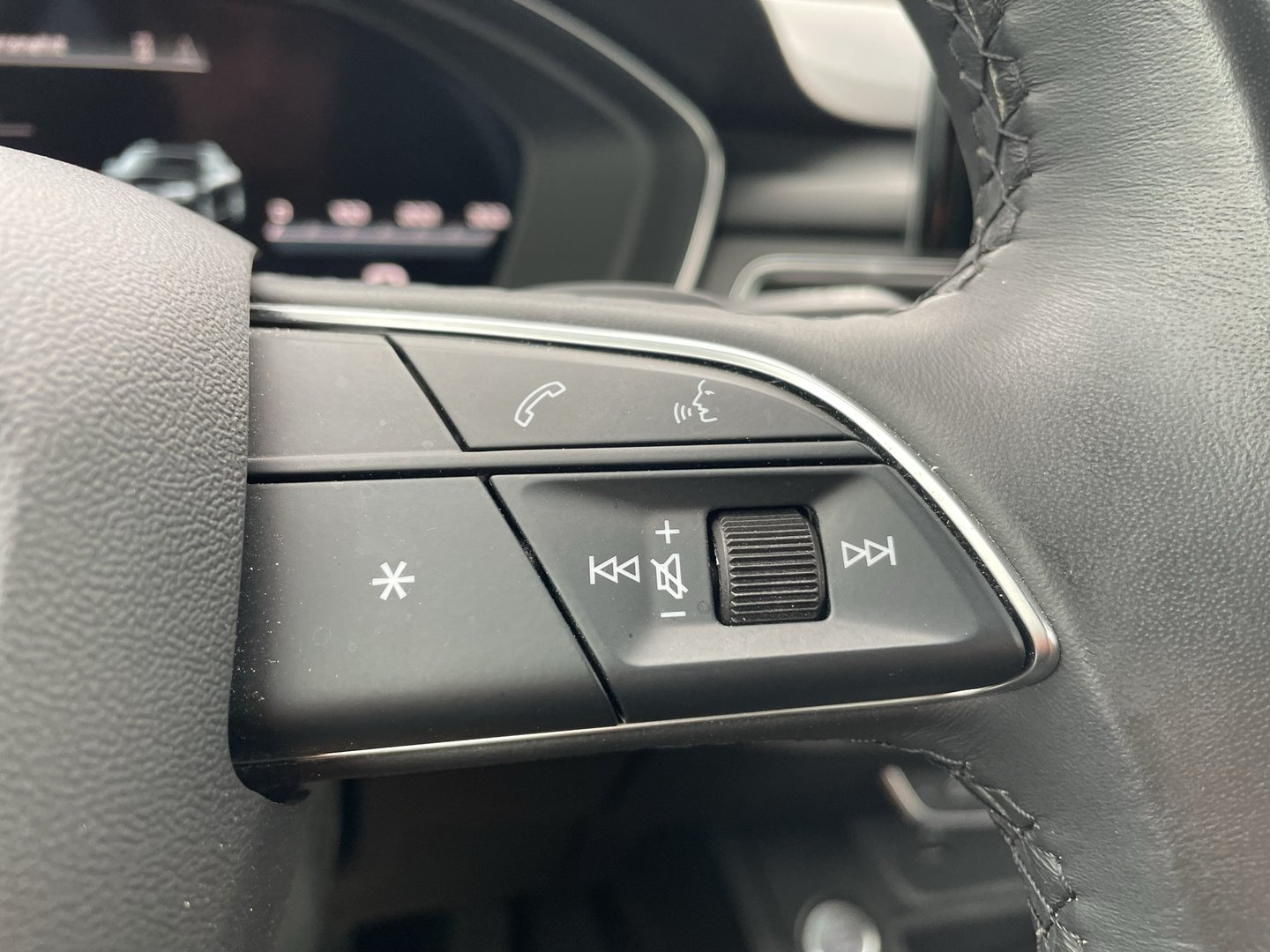 Audi A4 Avant 40 TDI advanced quattro | Bild 15 von 26