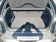 CUPRA Raval ENDURANCE 52/55 155kW/211 PS in Nacht-Schwarz Metallic