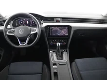 VW Passat Variant GTE Variant in ORYXWEISS PERLMUTTEFFEKT