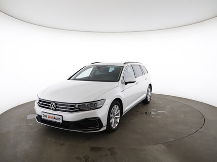 VW Passat GTE Variant