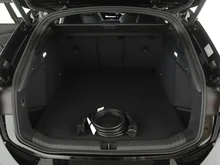 Audi A6 Avant e-tron quattro in Mythosschwarz Metallic