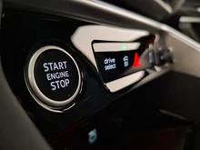 Audi Q5 Sportback e-hybrid quattro 220 KW in Daytonagrau Perleffekt
