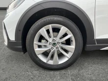 VW Taigo Friends TSI DSG in Pure White
