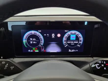 VW Tiguan Sport eHybrid DSG 150 kW in Cipressino-Grün Metallic