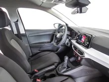 SEAT Arona Reference Edition 1.0 TSI in Fjord-Blau