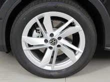 VW T-Roc Style eTSI DSG in Grenadillschwarz Metallic
