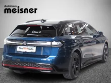 VW ID.7 Tourer GTX 4MOTION 250kW Business in Aquamarinblau Dach Schwarz