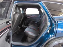 VW ID.7 Tourer GTX 4MOTION 250kW Business in Aquamarinblau Dach Schwarz