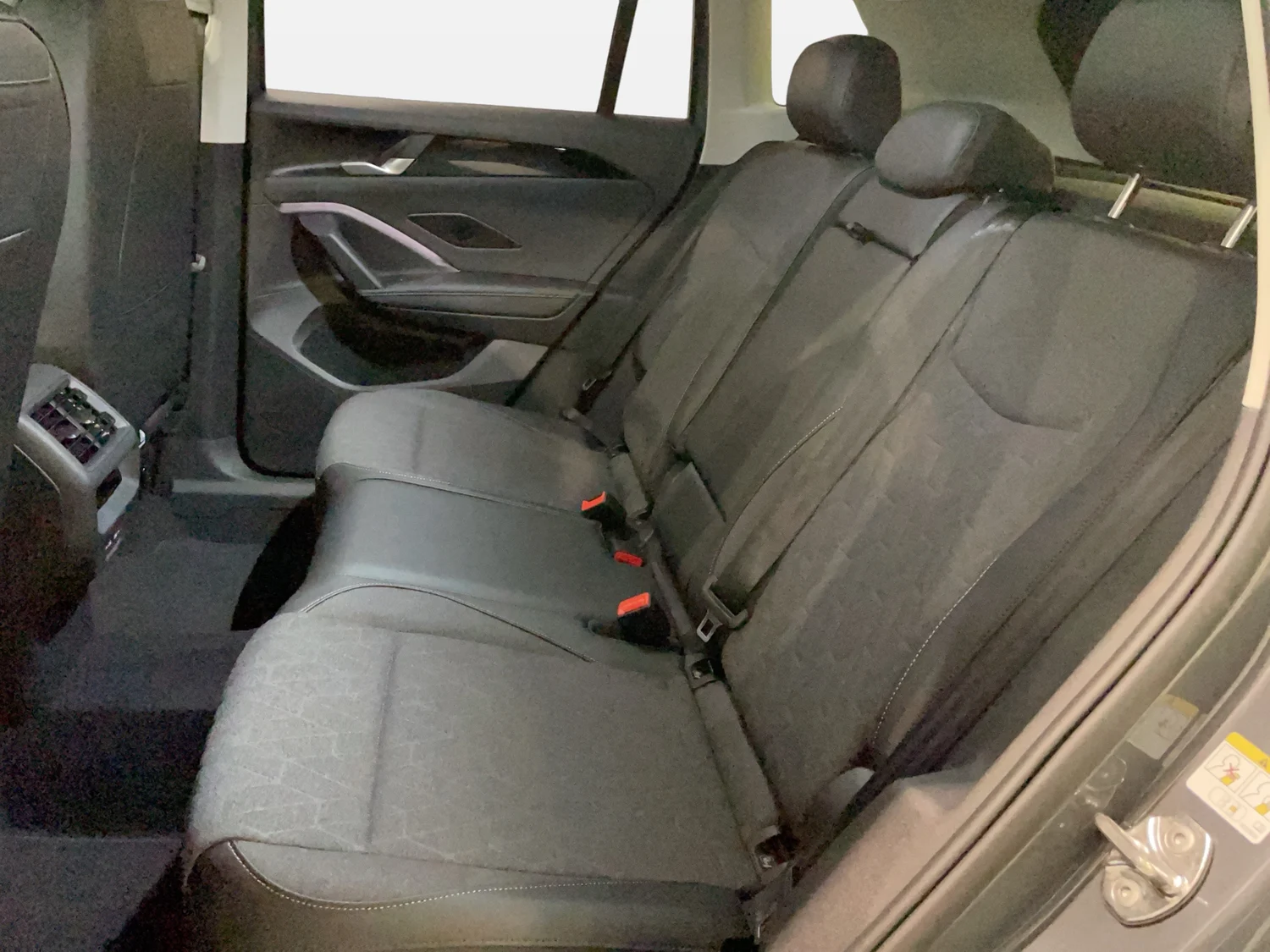 Bild eines VW Tiguan Friends eHybrid DSG 150 kW