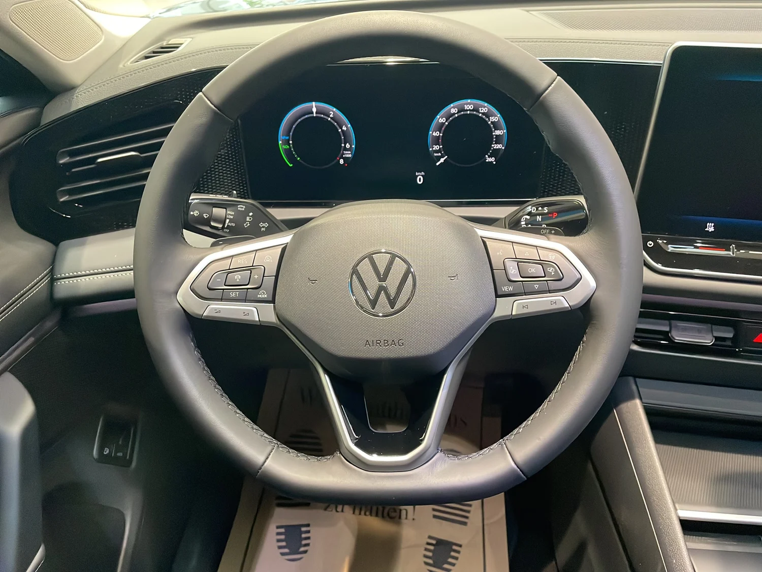 Bild eines VW Tiguan Friends eHybrid DSG 150 kW