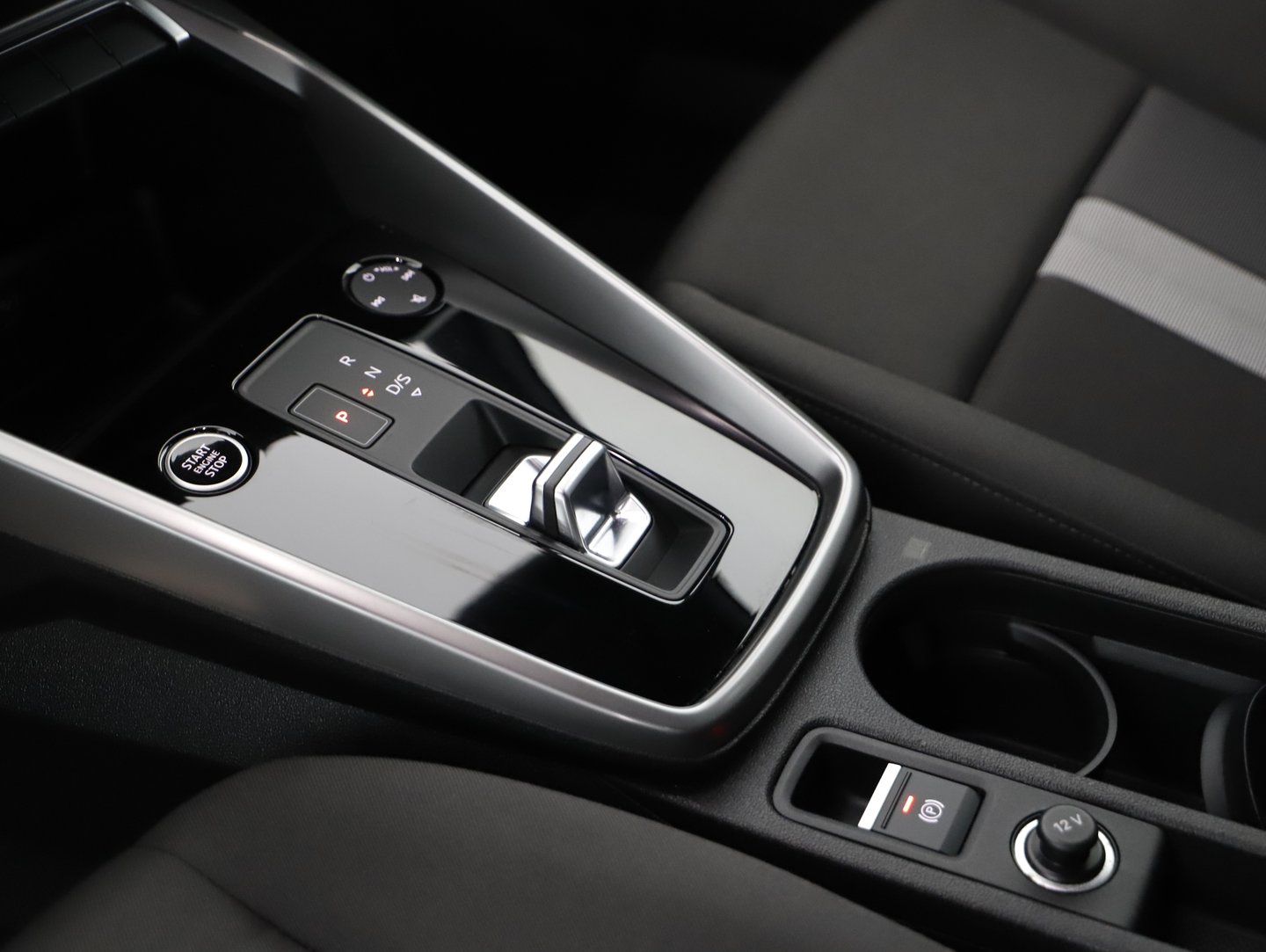 Audi A3 Sportback 35 TDI | Bild 24 von 32