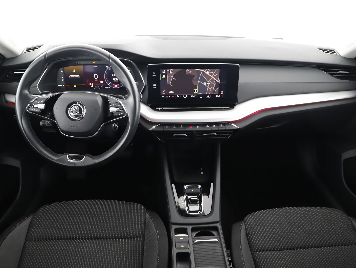 Škoda OCTAVIA Combi Ambition TDI DSG | Bild 6 von 15