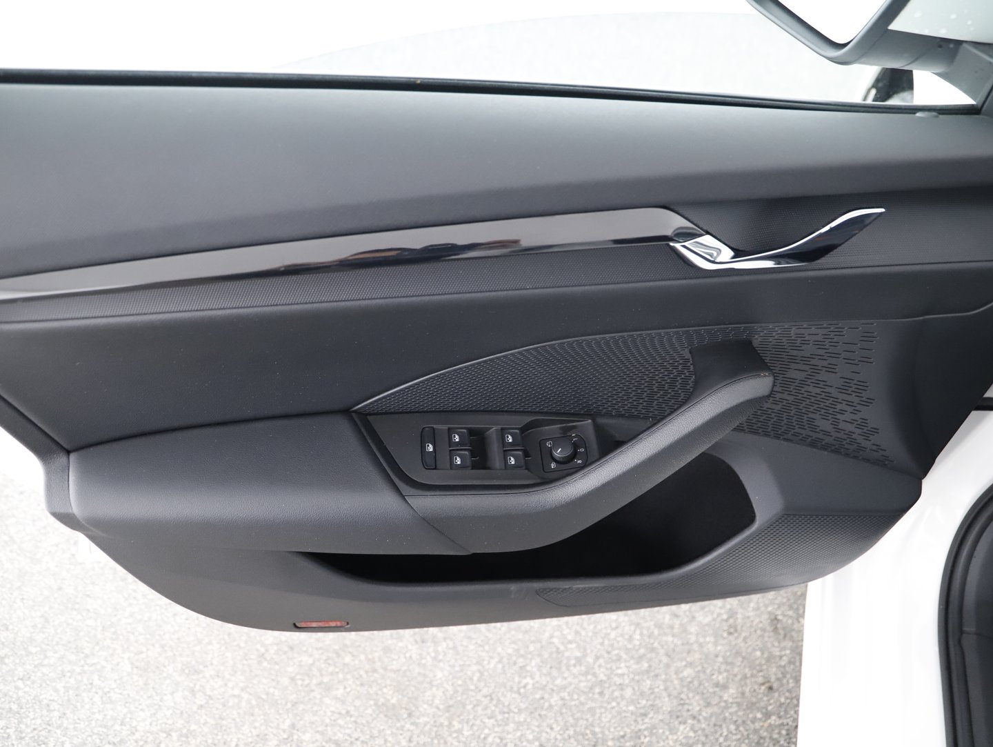 Škoda OCTAVIA Combi Ambition TDI DSG | Bild 3 von 15