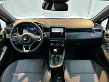 Mitsubishi Colt 1,6 HEV Intense in schwarz - metallic-perleffektno