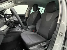 Škoda Octavia Combi 4x4 Selection TSI DSG in Stahl-Grau
