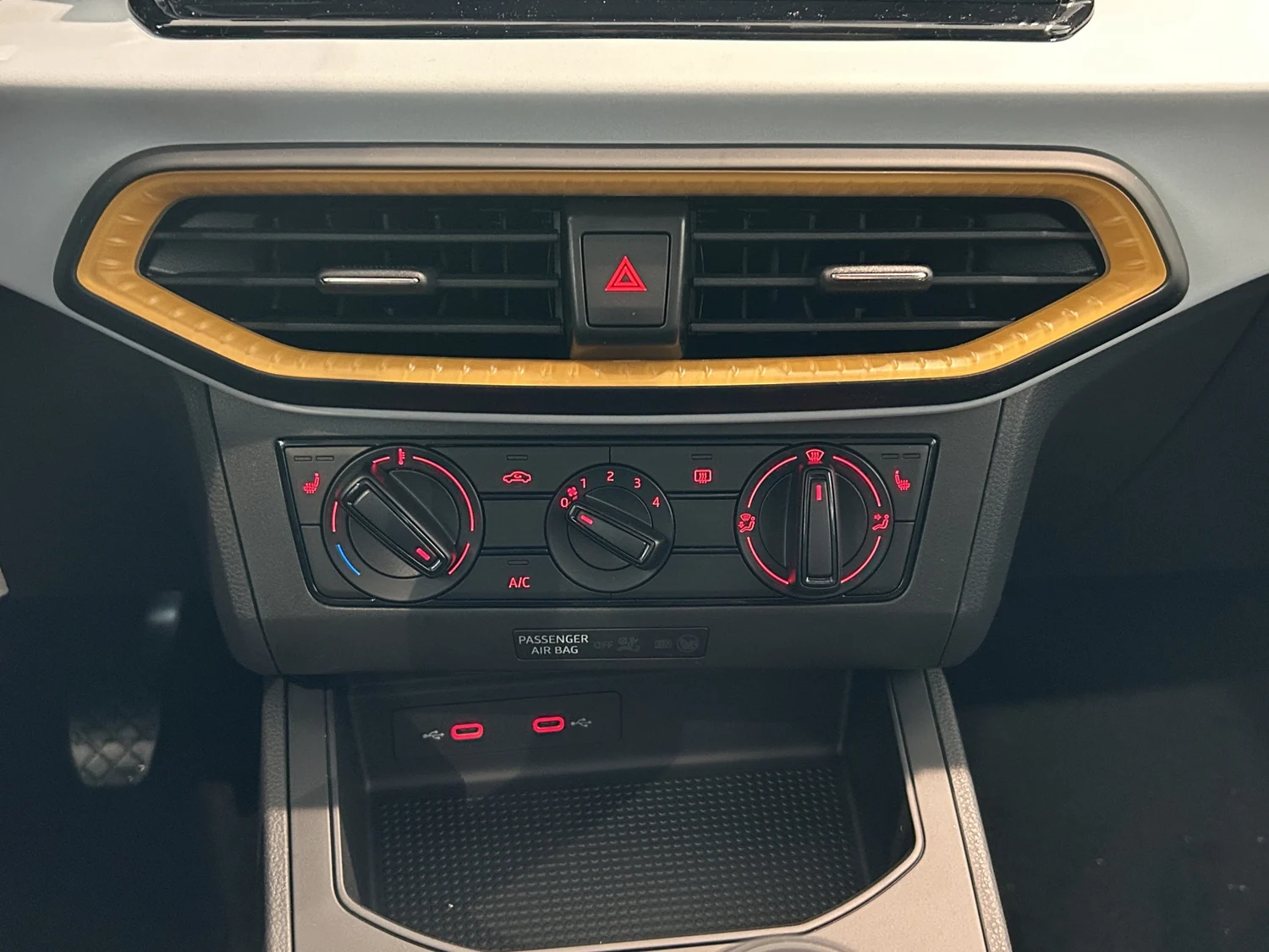 Bild eines Arona Reference Edition 1.0 TSI