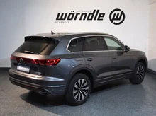VW Touareg Elegance eHybrid TSI 4MOTION in Siliziumgrau Metallic