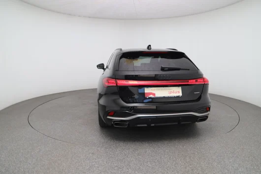 Bild eines Audi A5 Avant e-hybrid quattro 270 kW