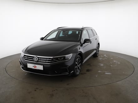 VW Passat GTE Variant