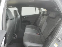 VW ID.4 Pro 210 kW Business in Mondsteingrau Dach schwarz