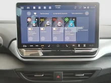 VW ID.4 Pro 210 kW Business in Mondsteingrau Dach schwarz