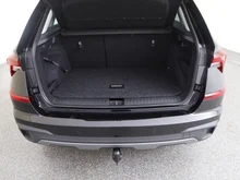 Škoda Kamiq Selection TSI DSG in Black-Magic Perleffekt