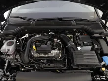 Škoda Kamiq Selection TSI DSG in Black-Magic Perleffekt