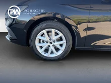 SEAT Leon Style Edition 1.5 TSI 115 PS in Nacht-Schwarz Metallic