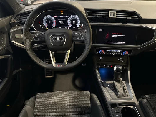 Bild eines Q3 35 TDI admired