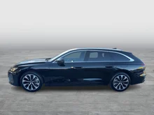 Audi A6 Avant quattro e-hybrid in 0E Mythosschwarz Metallic