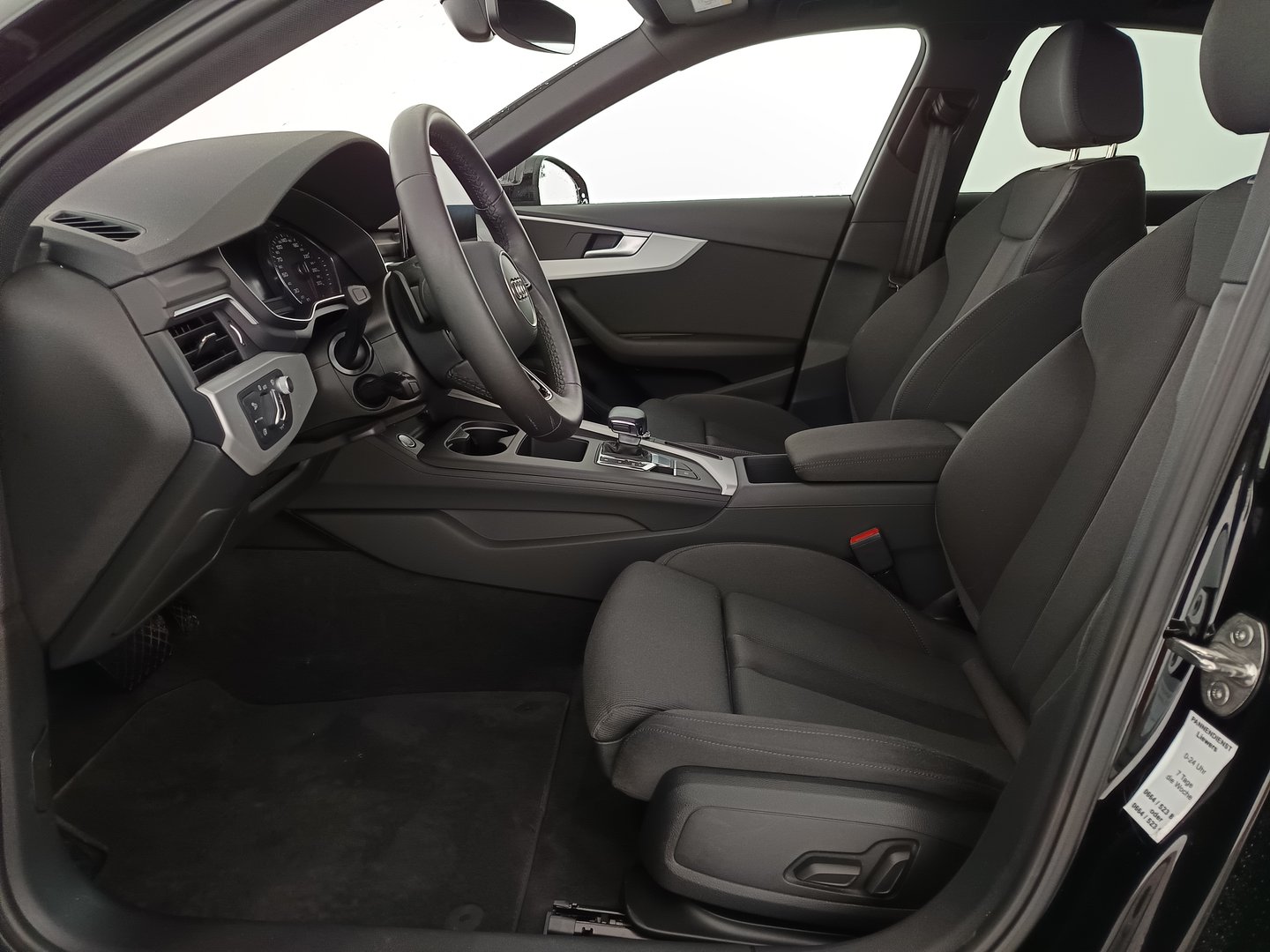 Audi A4 Limousine 35 TDI advanced | Bild 13 von 34