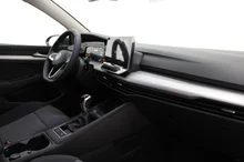 VW Golf Variant 4Me TSI in Delfingrau Metallic