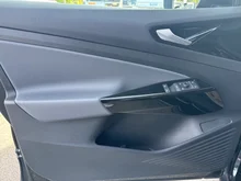 VW ID.4 Pro Performance 150 kW in Grenadillschwarz Metallic