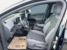 VW ID.4 Pro Performance 150 kW in Grenadillschwarz Metallic