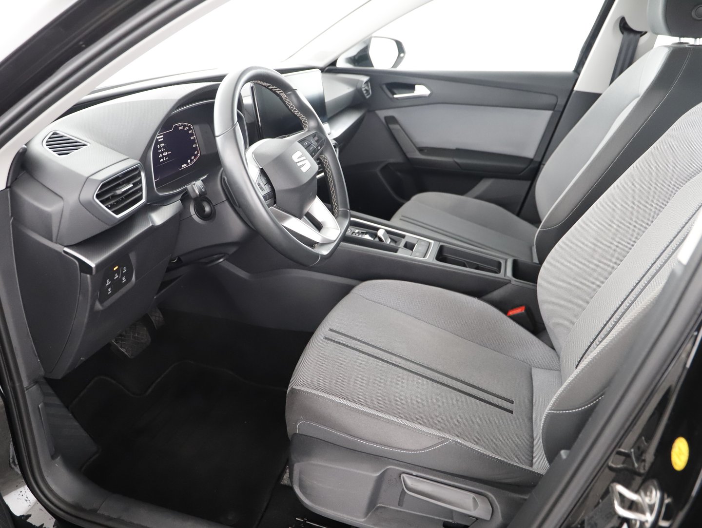 SEAT Leon SP Kombi Style 2.0 TDI DSG | Bild 4 von 15